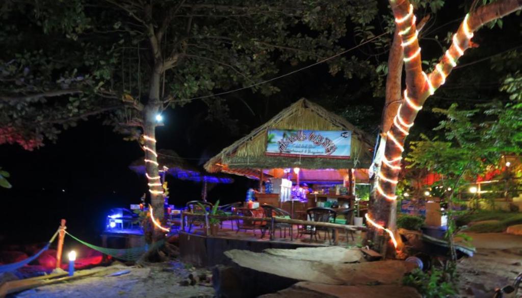 Above Us Only Sky Hotel Sihanoukville Exterior foto