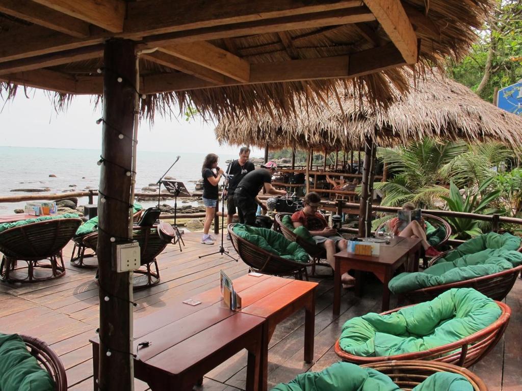 Above Us Only Sky Hotel Sihanoukville Exterior foto