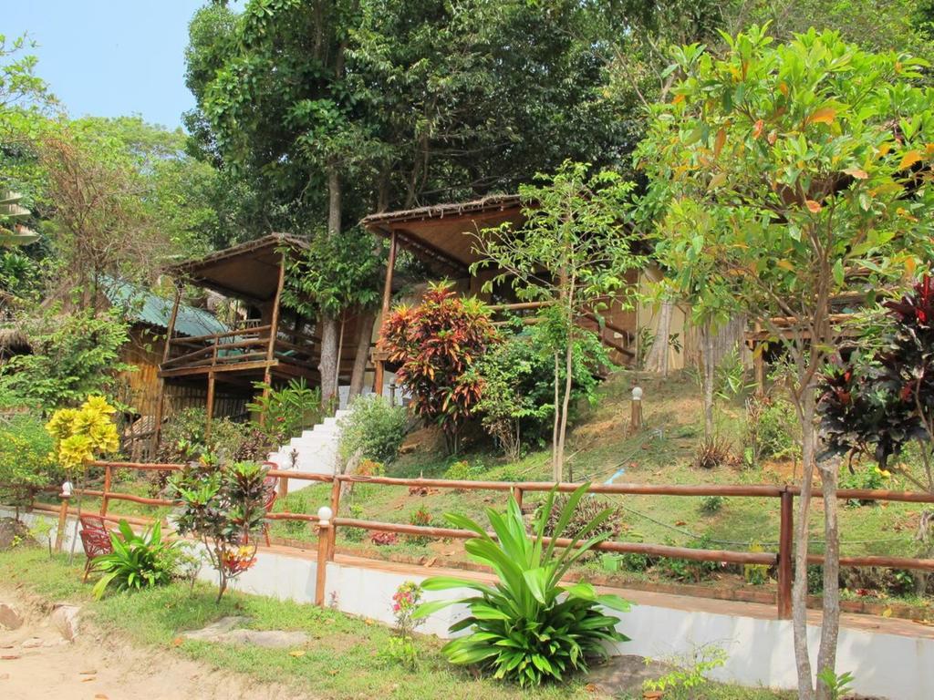 Above Us Only Sky Hotel Sihanoukville Exterior foto